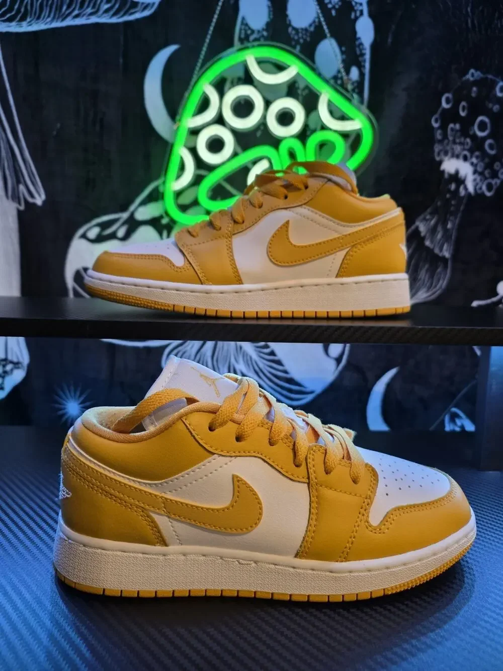 Nike Air Jordan 1 Low White/Pollen US GS 3.5Y Womens 5 2021 553560-171